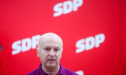 Fred Matić Milanovića zove Sabahudin