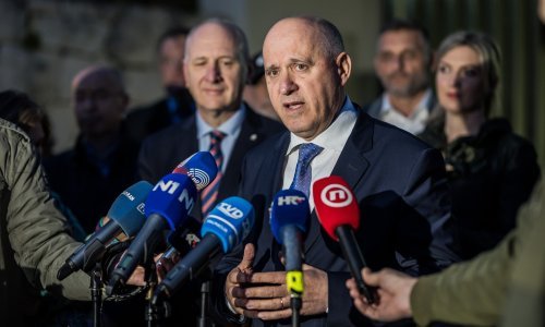 Bačić iz Splita: HDZ neće dozvoliti da se spali država radi osvajanja vlasti