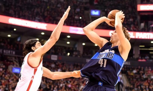 Show Dirka Nowitzkog: Uz bok Jordanu, Maloneu i Jabbaru