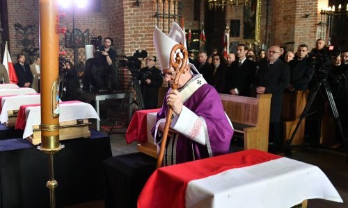 Poljaci sve manje katolici, nije pomogla ni kampanja protiv LGBTQ ideologije