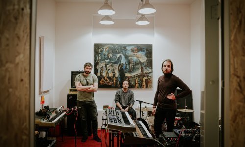 Majstori tamburaške buke sviraju posvuda, ali showcase festivali im sliče na - stočni sajam: Bili smo na probi Nemečeka