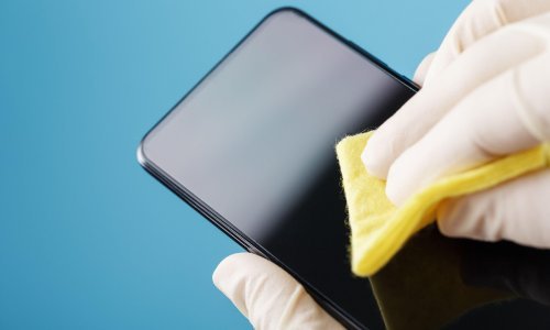 Najvažnije na jednom mjestu: Kako pravilno očistiti pametni telefon