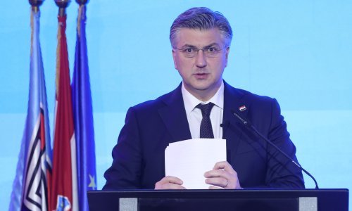 Plenković obećao plaću od 1600 eura, novi model za mirovine, vrtić za svako dijete...
