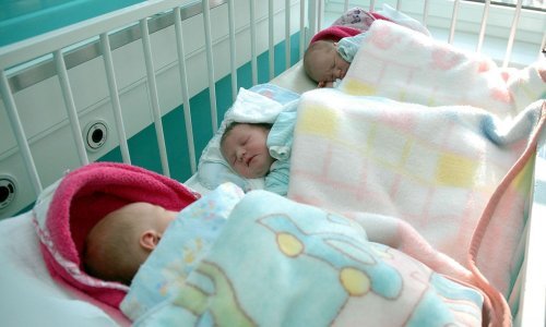 Broj rođenih u Italiji rekordno nizak, 15 godina uzastopno pada