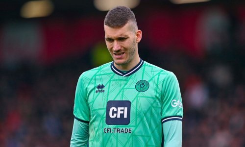 Ivo Grbić u zadnjih sedam minuta primio dva gola, a Sheffield ostao bez pobjede