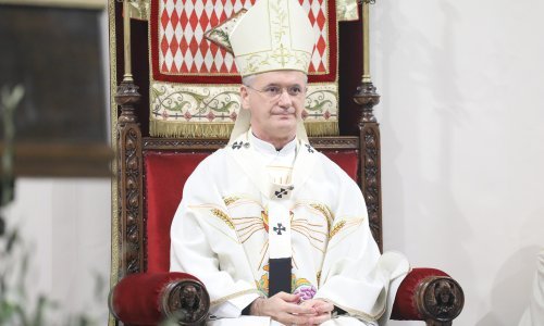 Zagrebački nadbiskup poslao uskrsnu čestitku