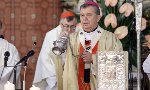 Nadbiskup Vukšić: 'Uskrs potiče na jačanje vjere, ali i na širenje dobra'