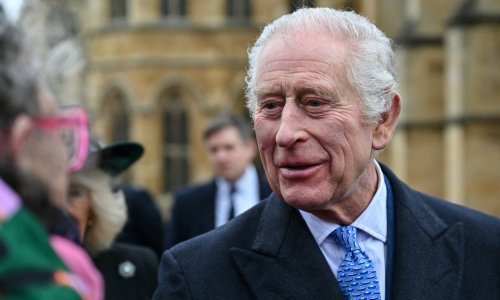 Dirljiva gesta kralja Charlesa sve je ostavila bez teksta na uskršnjoj misi