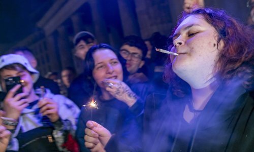 Pušenje trave u Njemačkoj postalo legalno: Ne trebamo se više skrivati!