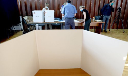 Poznato koliko će iznositi naknade za biračke odbore, neki će dobiti i poseban dodatak