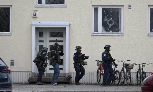 Troje učenika ranjeno u pucnjavi u osnovnoj školi, napadač je maloljetnik