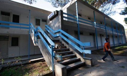 Deložirani radnici iz kompleksa kojeg je preuzeo Vujnovac: Sa 68 godina tražim pravdu po svijetu