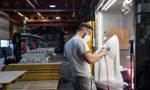 Broj zaposlenih u industriji na godišnjoj razini pao za 2,3 posto