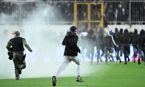 Nakon nereda u Splitu privedeno 16 navijača, među njima i maloljetnici