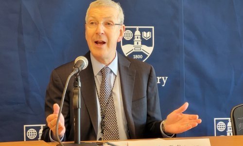 SAD želi od Nizozemske ishoditi zabranu održavanja strojeva za čipove u Kini