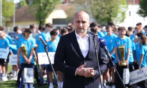 Anušić na memorijalu branitelja: Vukovarski branitelji uzor mladima ali i svima nama