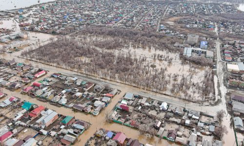 Evakuirano 4000 ljudi nakon pucanja brane na Uralu