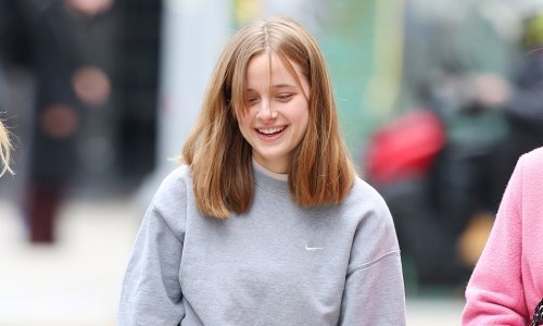 Dok svijet zabavljaju tužbe njezinih roditelja, Vivienne Jolie-Pitt izrasla je u pravu ljepoticu