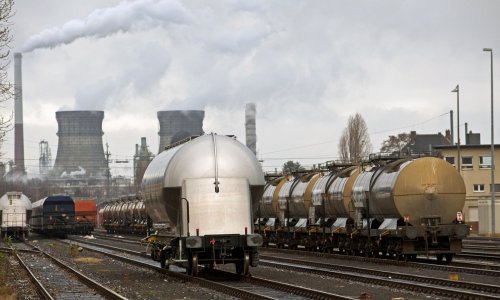Njemački robni izvoz osjetno pao u veljači