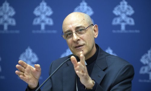 Vatikan se ne slaže sa zakonima protiv LGBT zajednice: Normalno da nismo za kriminalizaciju