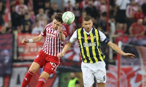 Pogledajte kako je Livaković primio tri gola, ali njegov Fener ipak nije 'potonuo'