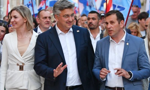 Plenković u Splitu: Milanović gura Hrvatsku u ruski svijet