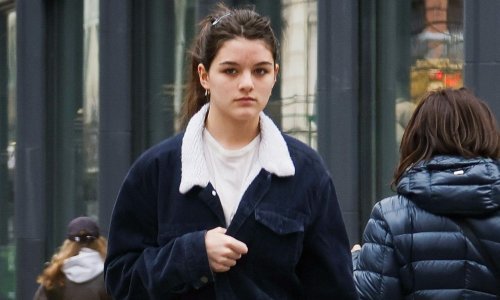Suri Cruise puni 18 godina i mnogi strahuju: Hoće li je Tom Cruise namamiti u Scijentološku crkvu?