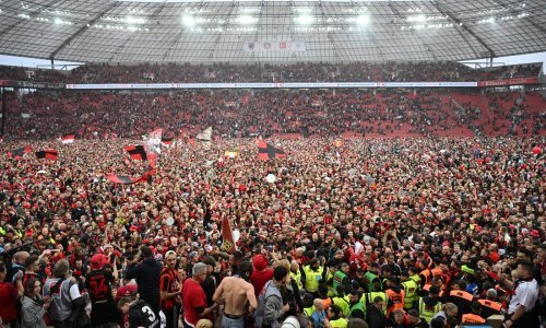 Nestvarne scene iz Leverkusena; Apotekari slave španjolskog trenera