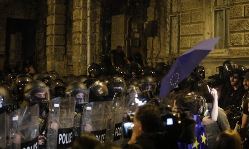 Gruzijci protiv novog zakona o 'stranim agentima': 'Vlast je u dosluhu s Putinom'