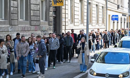 Sjećate se reda u Zagrebu na dan izbora u Varšavskoj? Evo kako su glasali tamo