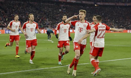 Bayern u Bundesligi loš, ali ostao je u utrci za naslov najboljeg u Europi