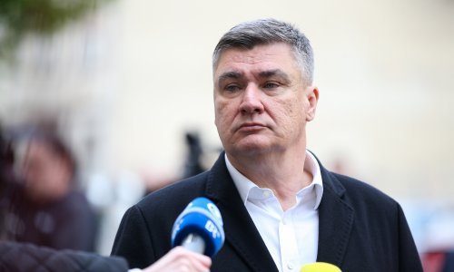 Milanoviću se već obećalo 57 zastupnika, čeka se odluka Mosta?