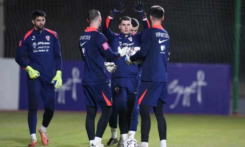 Uefa se divi obranama dva hrvatska vratara. Šteta što su se kući vratili tužni