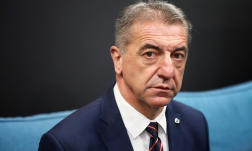 Oglasio se i Milinović: 'Vraćaju nas u kaljužu. Nećete biti vlasnici moga glasa!'