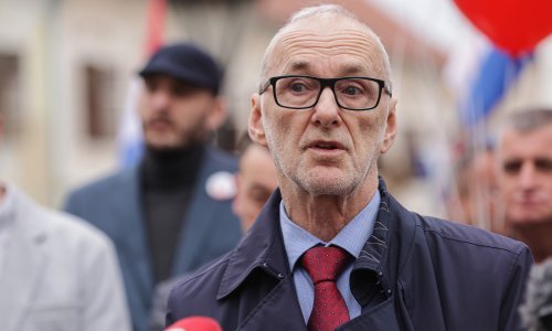 Most traži referendum o zastupnicima nacionalnih manjina