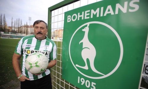 Pogledajte kako je legendarni Antonin Panenka u 75. godini opet zabio penal 'panenkom'
