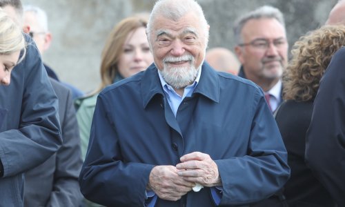 Ovako je Mesić reagirao na Plenkovića u Jasenovcu