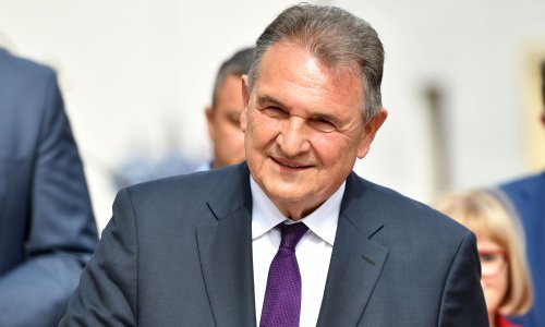 Čačić: Plenković zna da u 25 dana mora kupiti DP i žrtvovati SDSS i manjince