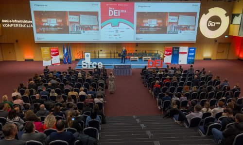 Nova era digitalne transformacije: Pogled u digitalnu budućnost znanosti i obrazovanja