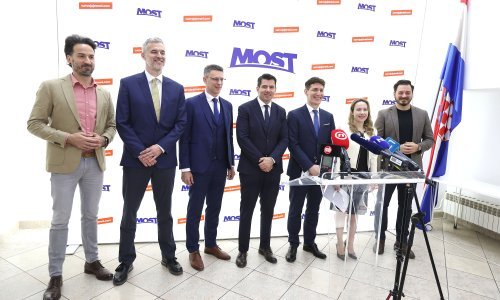 Suradnja Mosta i para Selak Raspudić pukla na jednom pitanju