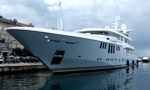 Luksuz kojem nema kraja: Pogledajte jahtu od 80 milijuna eura usidrenu u Rijeci