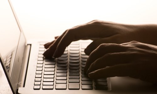 Uznemirujuće izvješće: Pedofili su za lov na djecu počeli koristiti AI