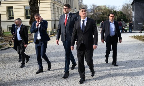 Je li odustajanjem od Milanovića Grbin kupio vrijeme ili je konačno - gotov?