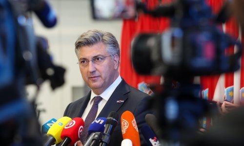 Plenković: Korumpirana ljevica želi porobiti institucije
