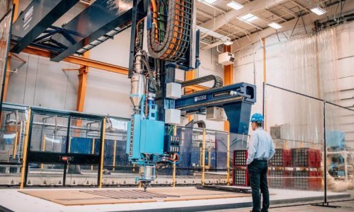 Novi najveći 3D printer na svijetu može isprintati kuću za 80 sati