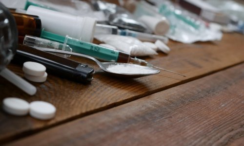 Stravična supstanca: Nitazen stiže iz Kine, a trpaju ga i u tablete za smirenje