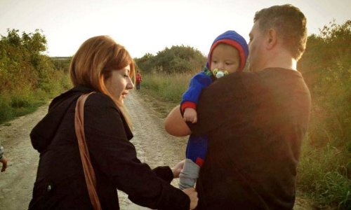 Hrvatski novinar opisuje kako je nosio sirijsku bebu do granice