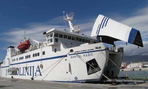 Poduzetnik blokirao rampu na trajektu i ni makac: Zašto sam višak?