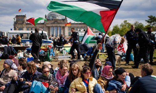 Kaos u Berlinu: Blokade oko parlamenta, policija nasilno uklanja prosvjednike