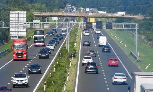 Prometne nesreće i kvarovi na automobilima usporavaju promet na autocestama